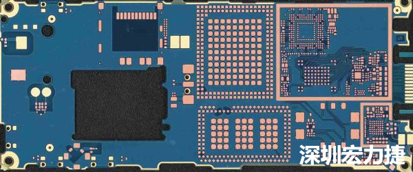 手機可用的PCB空間相當(dāng)小，而1片式的設(shè)計是節(jié)省成本的作法，如何做到區(qū)隔不同子系統(tǒng)、降低雜訊干擾，是設(shè)計關(guān)鍵。