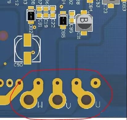 PCB設(shè)計(jì)不僅可以將PCB實(shí)現(xiàn)為即插即用的插件，而且可以增加焊料的厚度以達(dá)到過(guò)大電流的目的。